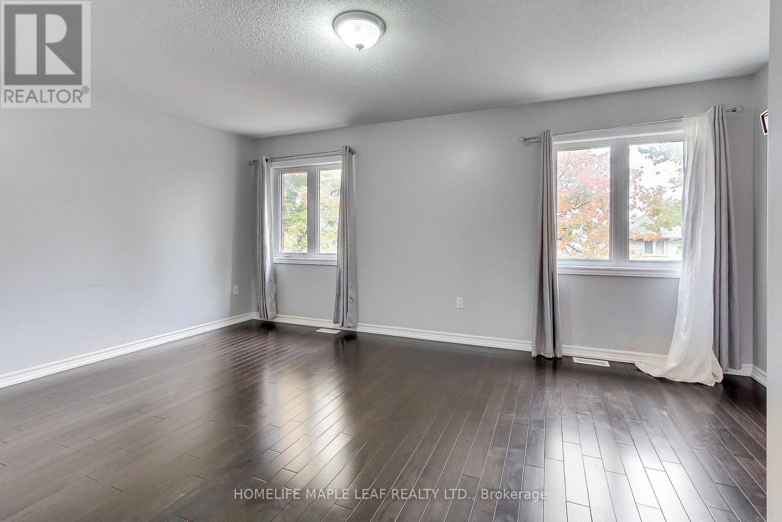 2180 Dawson Crescent, Innisfil, Ontario  L9S 0H1 - Photo 23 - N12474349