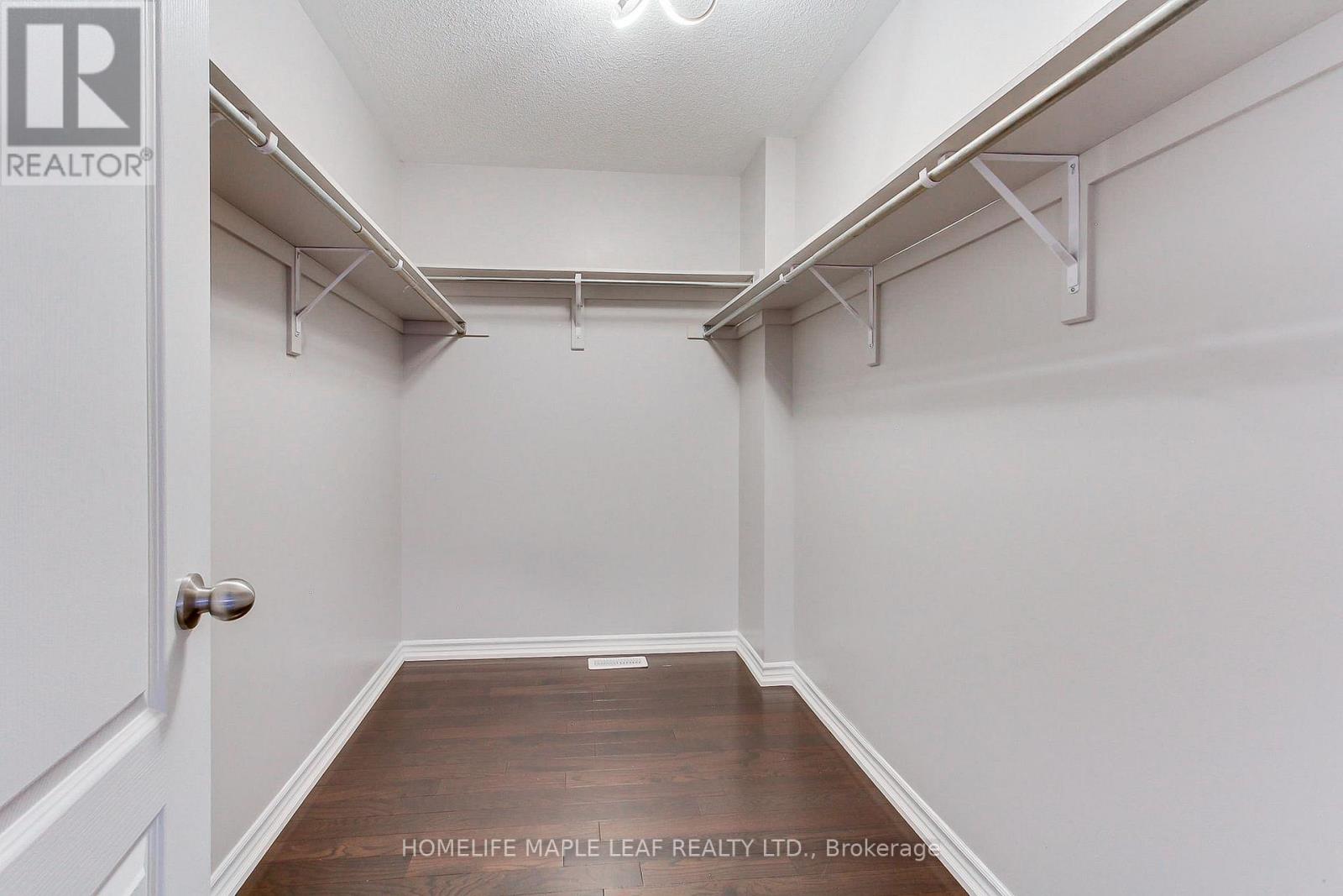 2180 Dawson Crescent, Innisfil, Ontario  L9S 0H1 - Photo 29 - N12474349