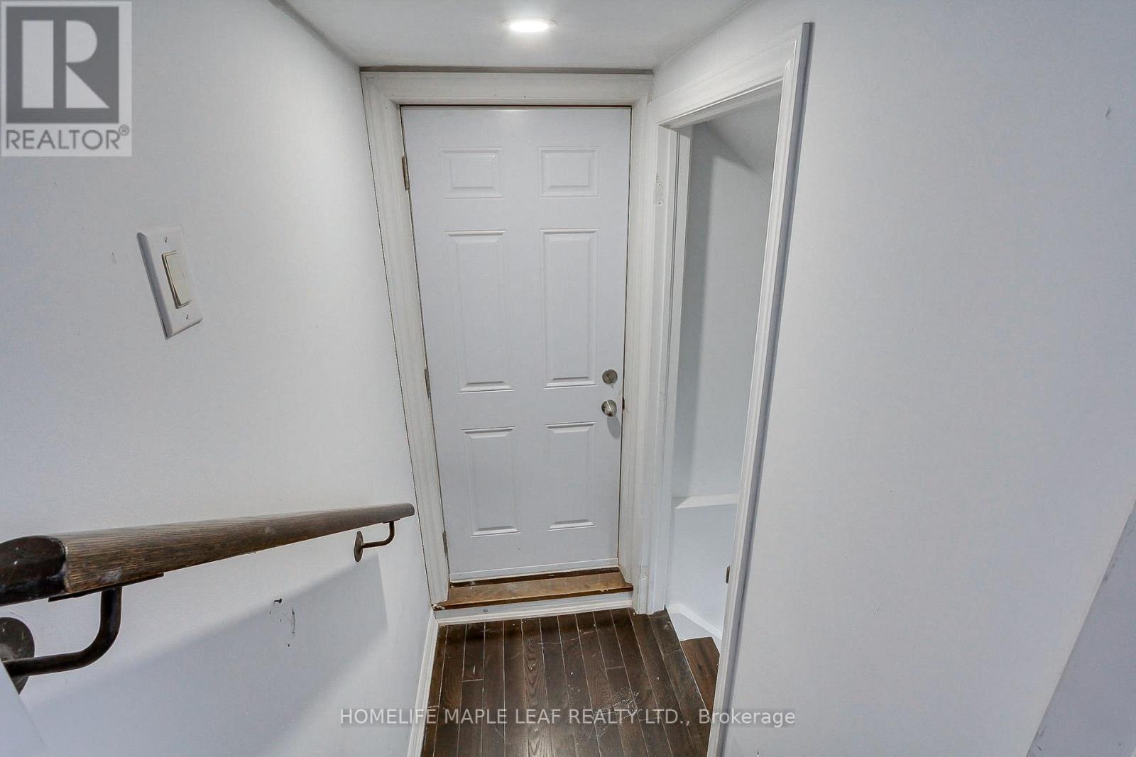 2180 Dawson Crescent, Innisfil, Ontario  L9S 0H1 - Photo 36 - N12474349
