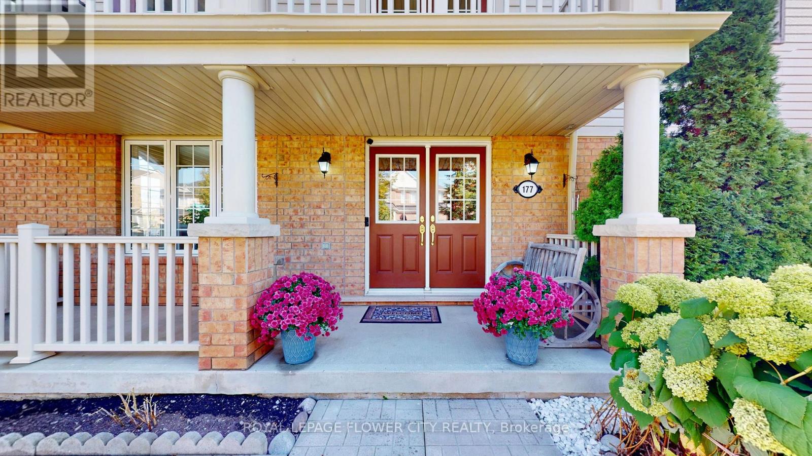 177 Fandango Drive, Brampton (Credit Valley), Ontario  L6X 0M1 - Photo 5 - W12460788