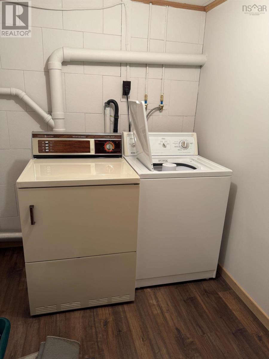 44 Pinehurst Avenue, Bridgewater, Nova Scotia  B4V 3A4 - Photo 18 - 202526365