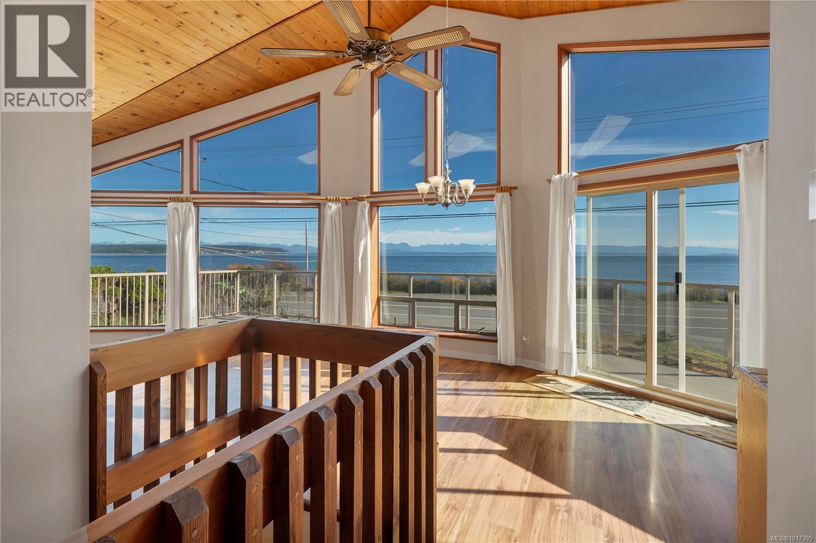 2946 Island Hwy S, Campbell River, British Columbia  V9W 1C8 - Photo 17 - 1017395