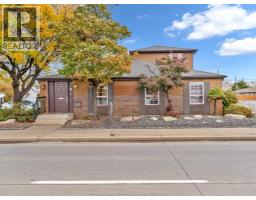 2828 HOWARD AVENUE, Windsor, Ontario