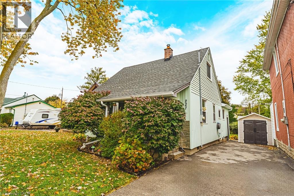 227 Schlueter Street, Cambridge, Ontario  N3H 4B6 - Photo 1 - 40781795
