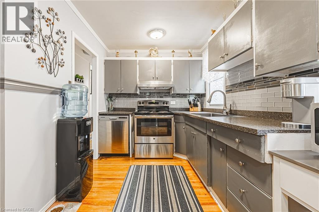 227 Schlueter Street, Cambridge, Ontario  N3H 4B6 - Photo 11 - 40781795