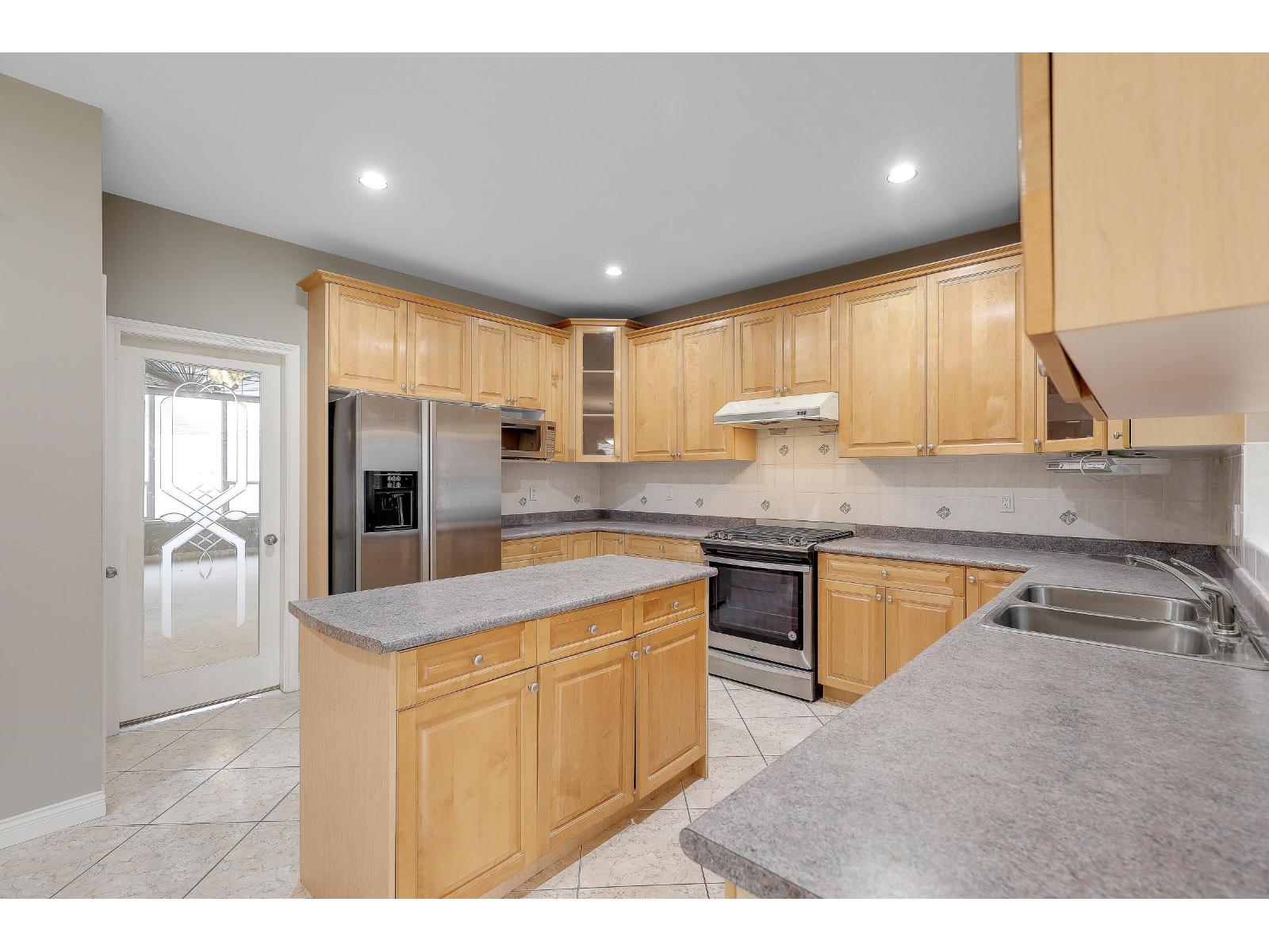 8333 146th Street, Surrey, British Columbia  V3S 3A7 - Photo 13 - R3060933