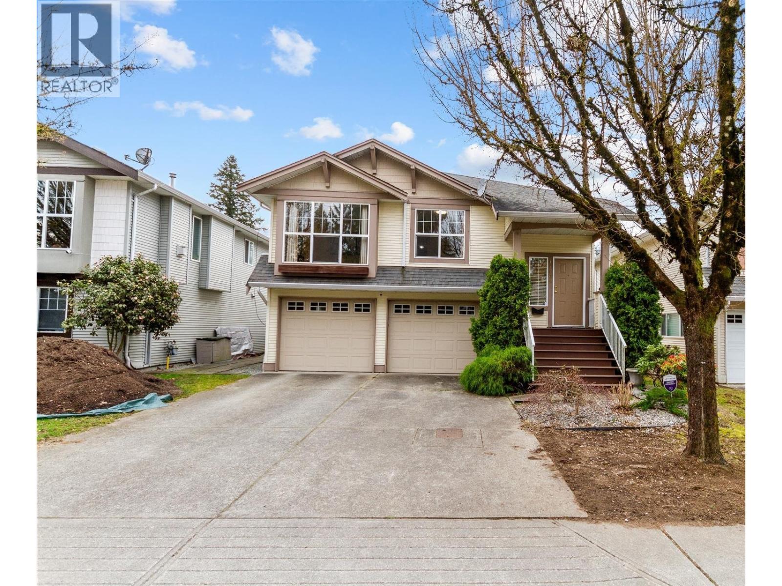 11469 207 Street, Maple Ridge, British Columbia  V2X 1W9 - Photo 2 - R3056360