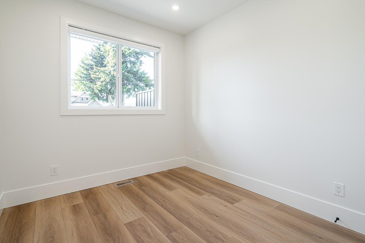 15492 Thrift Avenue, White Rock, British Columbia  V4B 2L9 - Photo 21 - R3059723