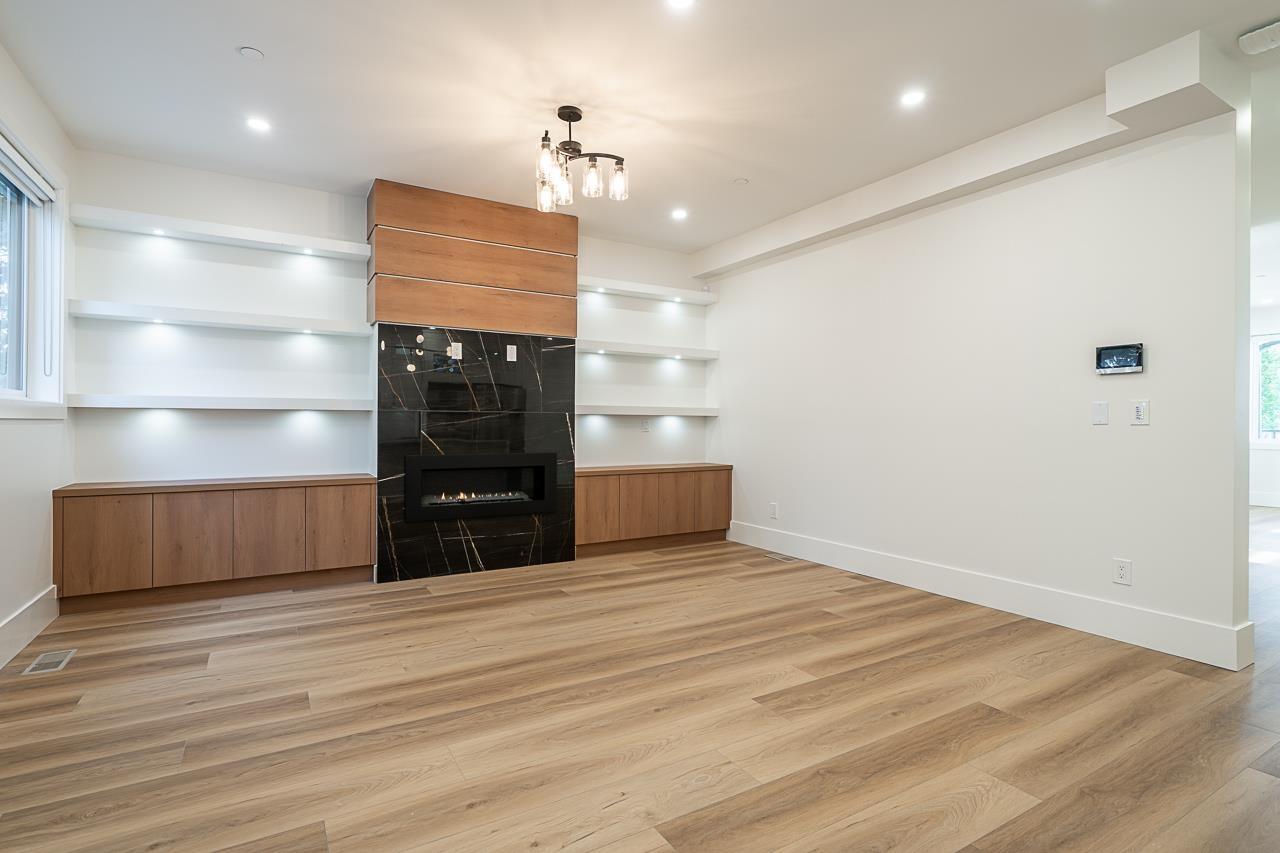 15492 Thrift Avenue, White Rock, British Columbia  V4B 2L9 - Photo 6 - R3059723