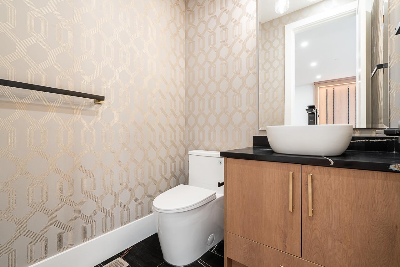 15492 Thrift Avenue, White Rock, British Columbia  V4B 2L9 - Photo 11 - R3059723