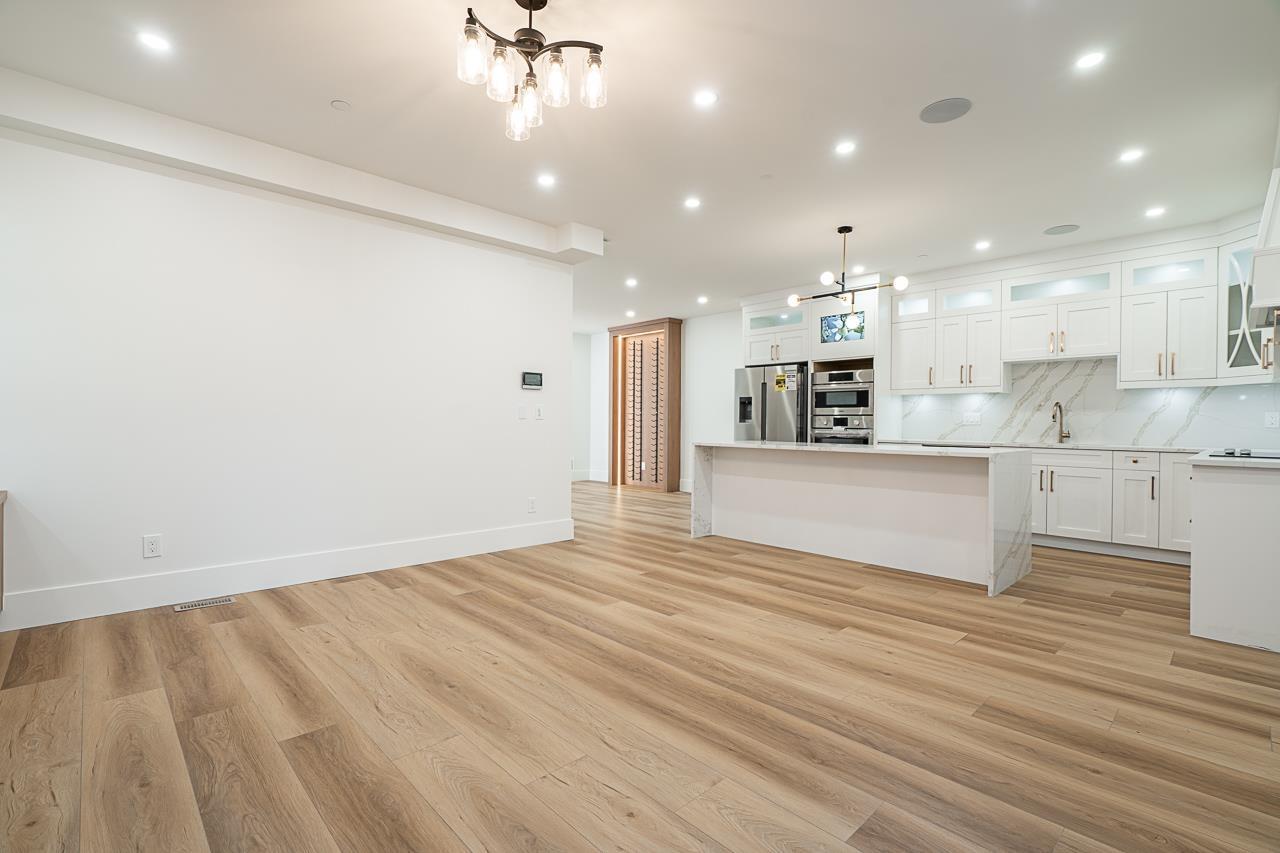 15492 Thrift Avenue, White Rock, British Columbia  V4B 2L9 - Photo 7 - R3059723