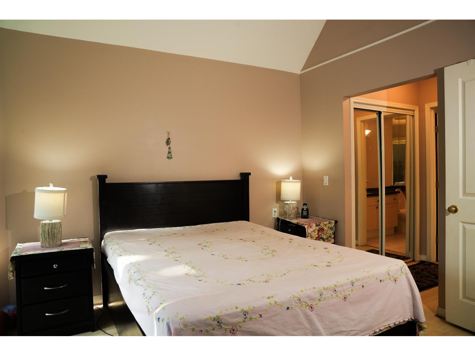 410 7435 121a Street, Surrey, British Columbia V3W 0W8 - Photo 13 - R3061338