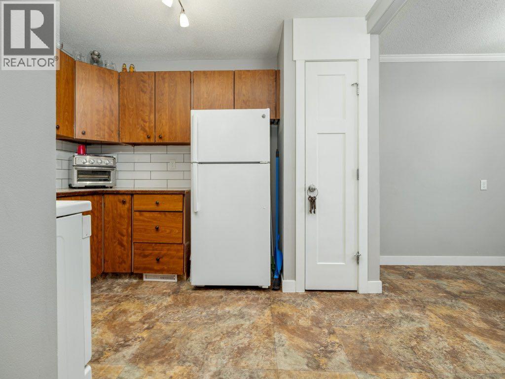 1646 St George Road N, Lethbridge, Alberta  T1H 5A1 - Photo 12 - A2266530