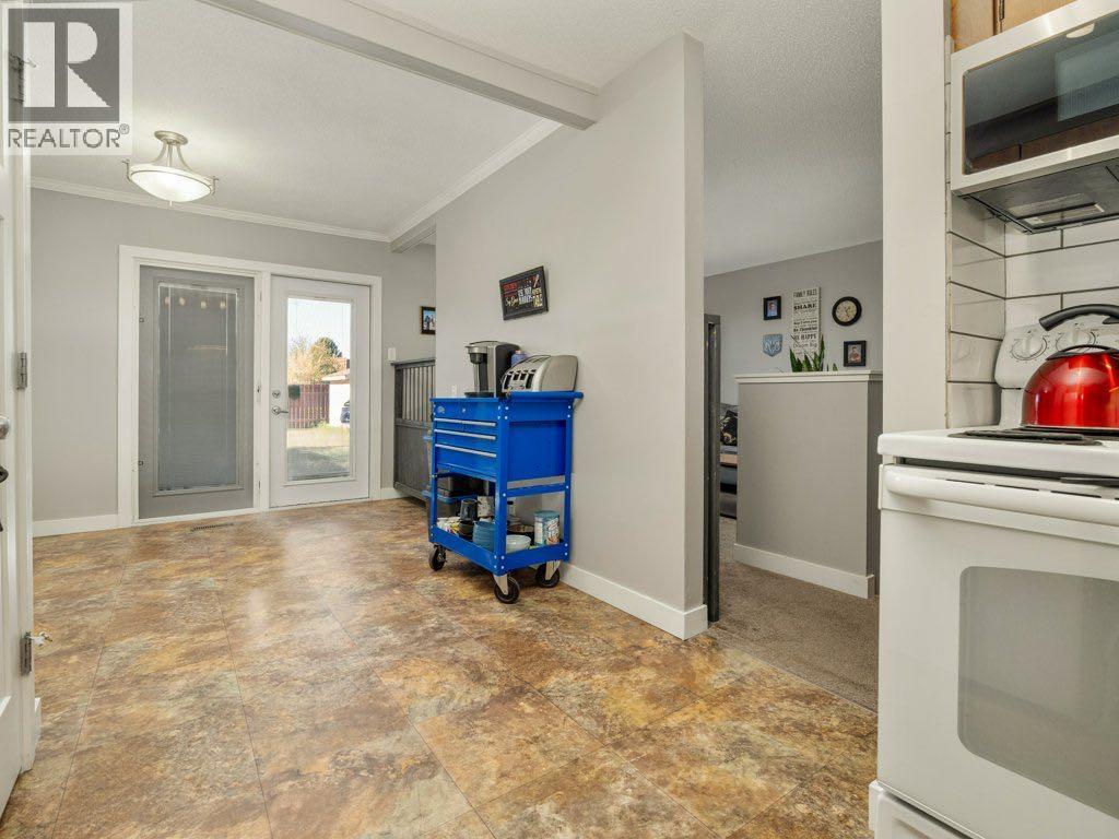 1646 St George Road N, Lethbridge, Alberta  T1H 5A1 - Photo 15 - A2266530