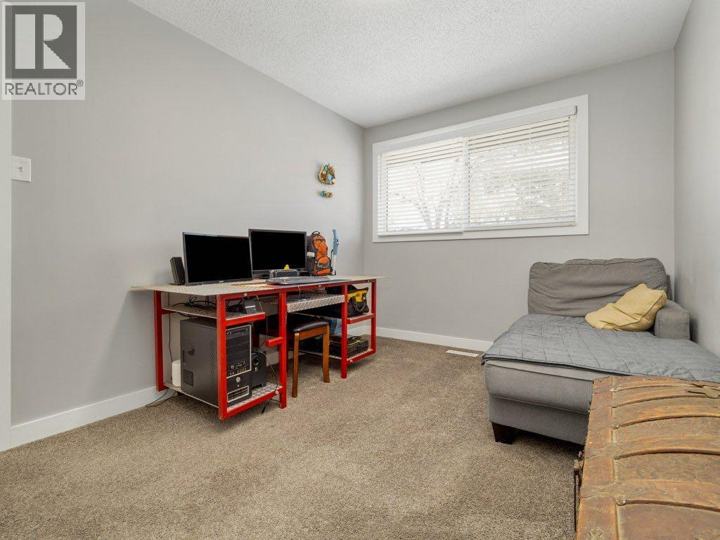 1646 St George Road N, Lethbridge, Alberta  T1H 5A1 - Photo 18 - A2266530