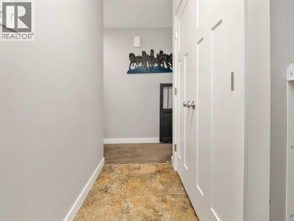 1646 St George Road N, Lethbridge, Alberta  T1H 5A1 - Photo 6 - A2266530