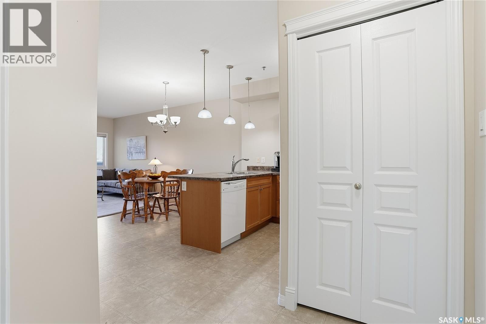 204 102 Armistice Way, Saskatoon, Saskatchewan  S7J 2Z6 - Photo 5 - SK021589