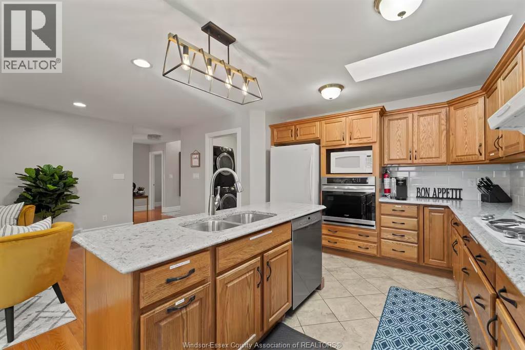 558 Reaume Road Unit# Upper, Lasalle, Ontario  N9J 1B4 - Photo 9 - 25026913