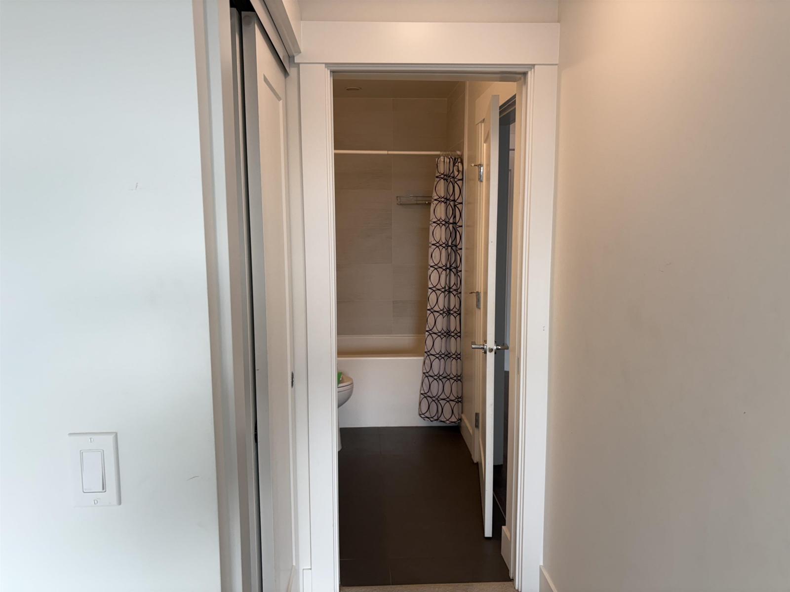 A417 20727 Willoughby Town Centre Drive, Langdale, British Columbia V2Y 3N1 - Photo 15 - R3061410