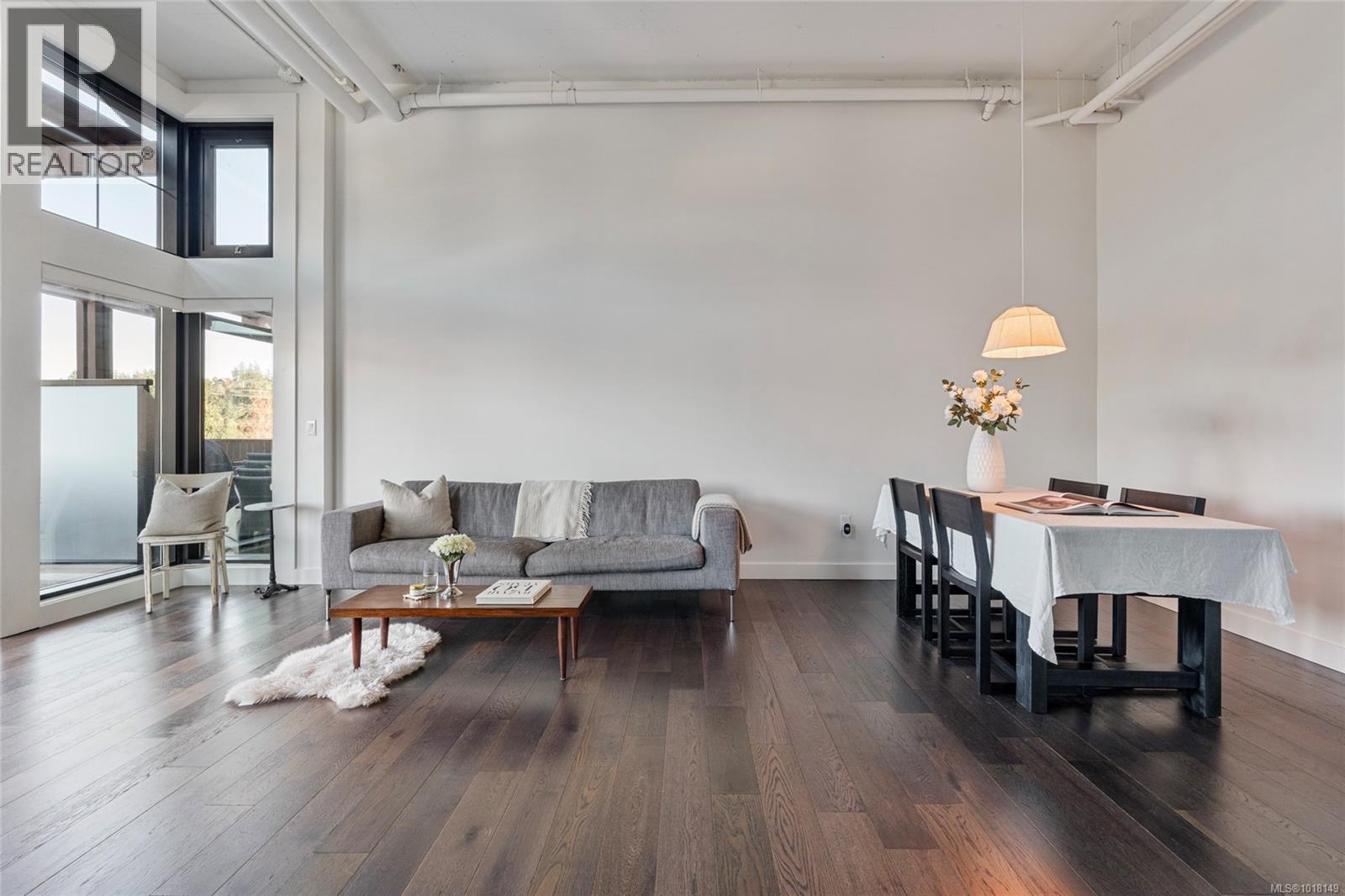 205 2049 Country Club Way, Langford, British Columbia V9B 0H8 - Photo 5 - 1018149