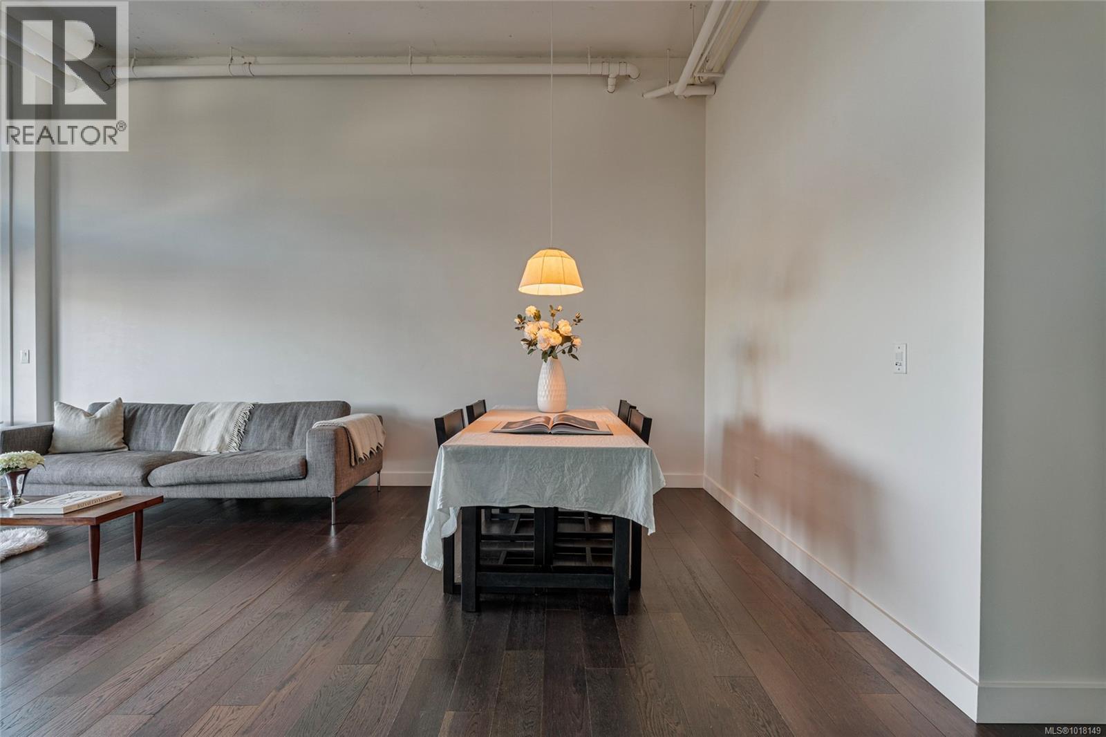 205 2049 Country Club Way, Langford, British Columbia V9B 0H8 - Photo 9 - 1018149