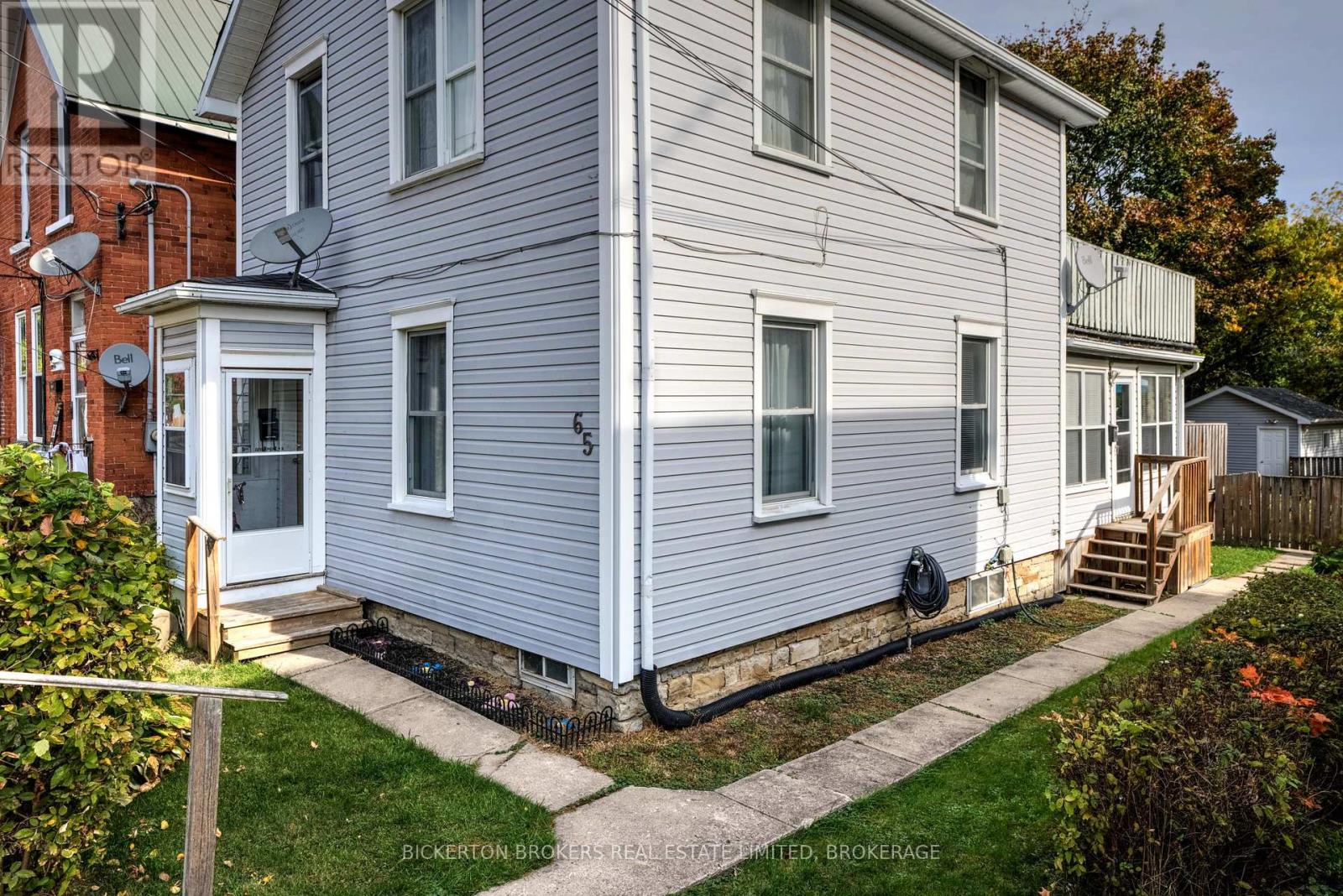 65 Hickory Street S, Gananoque, Ontario  K7G 2P6 - Photo 11 - X12478970
