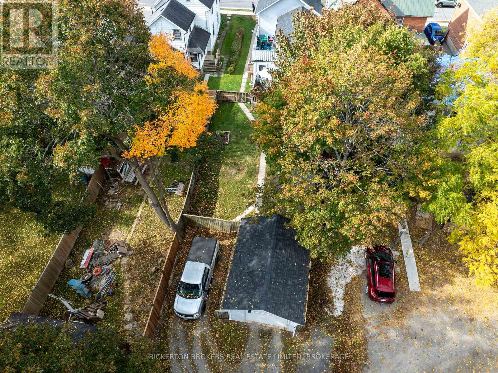 65 Hickory Street S, Gananoque, Ontario  K7G 2P6 - Photo 2 - X12478970