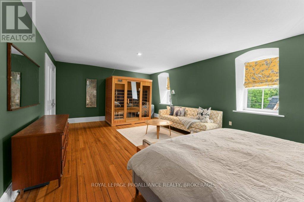 28 Wellington Street, Kingston, Ontario  K7L 3C1 - Photo 31 - X12479021
