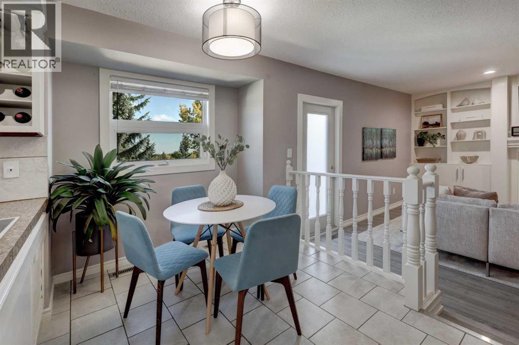 139 Berkshire Place Nw, Calgary, Alberta  T3K 1Z7 - Photo 12 - A2259356