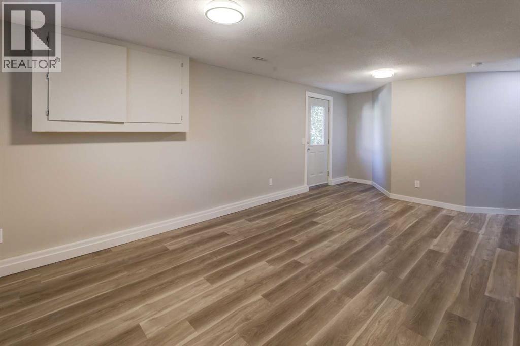 139 Berkshire Place Nw, Calgary, Alberta  T3K 1Z7 - Photo 33 - A2259356