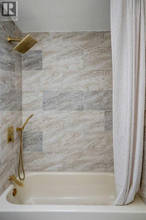 113 Straddock Terrace Sw, Calgary, Alberta  T3H 2T4 - Photo 33 - A2261614