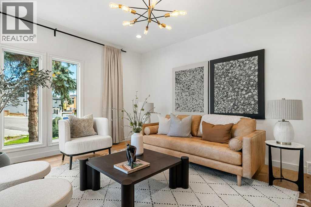 113 Straddock Terrace Sw, Calgary, Alberta  T3H 2T4 - Photo 5 - A2261614