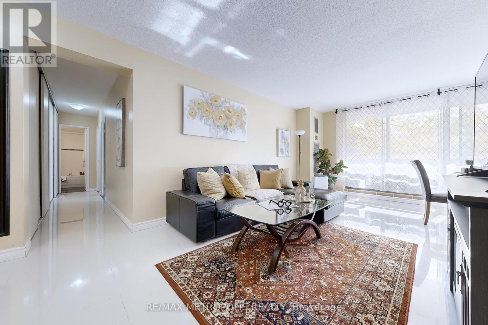 206 - 260 Seneca Hill Drive, Toronto, Ontario  M2J 4S6 - Photo 10 - C12478893