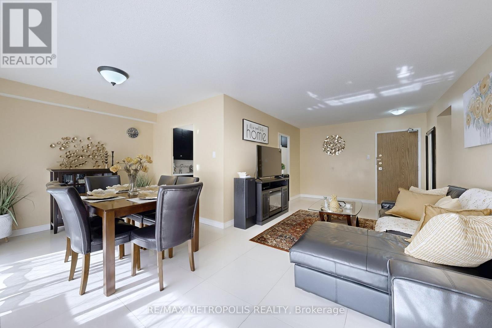 206 - 260 Seneca Hill Drive, Toronto, Ontario  M2J 4S6 - Photo 14 - C12478893