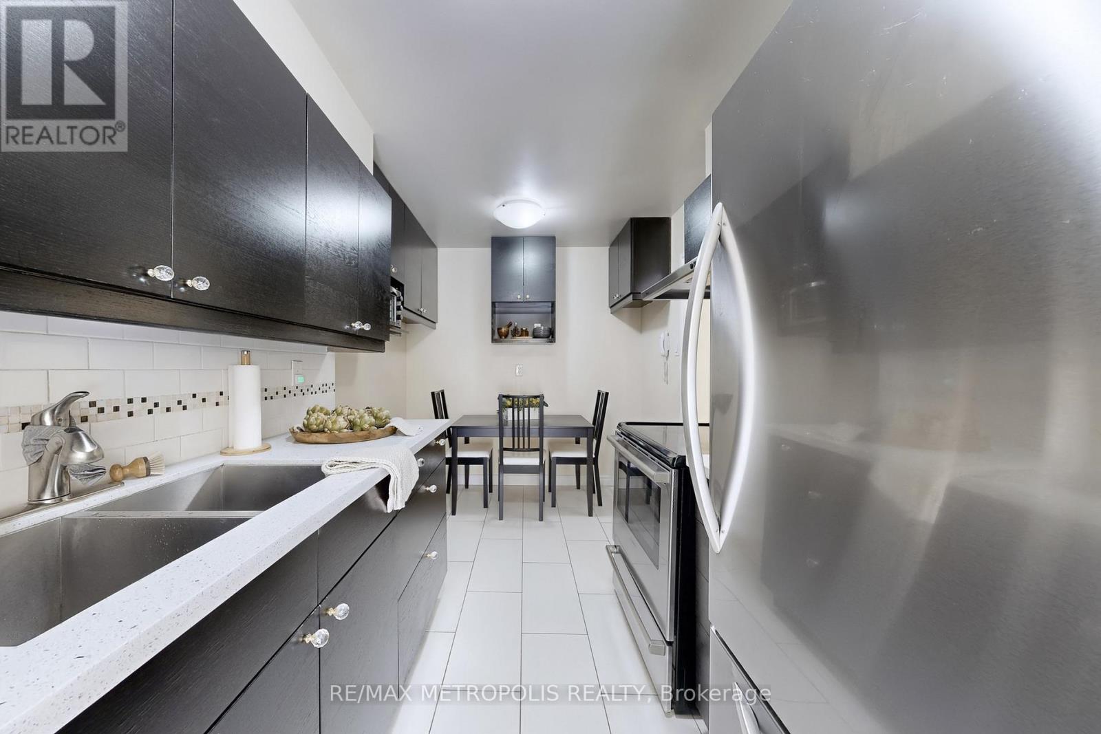206 - 260 Seneca Hill Drive, Toronto, Ontario  M2J 4S6 - Photo 15 - C12478893