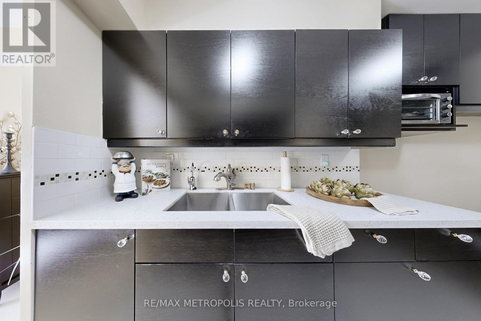206 - 260 Seneca Hill Drive, Toronto, Ontario  M2J 4S6 - Photo 16 - C12478893
