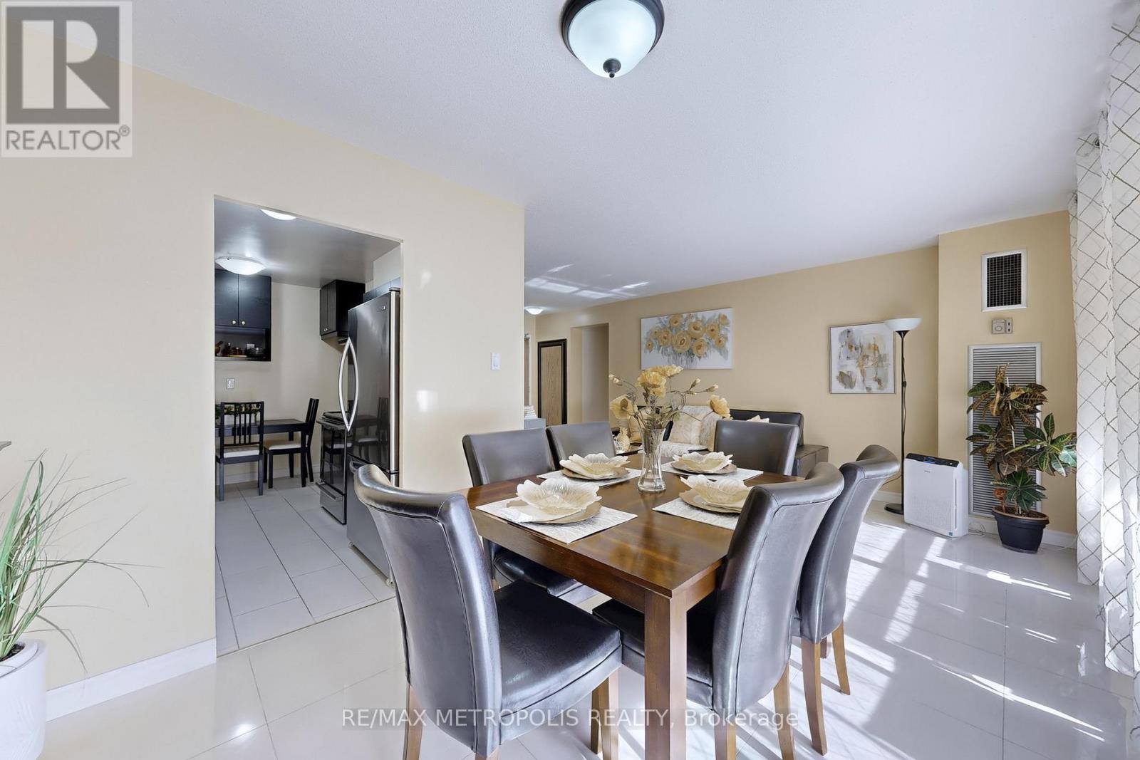 206 - 260 Seneca Hill Drive, Toronto, Ontario  M2J 4S6 - Photo 25 - C12478893