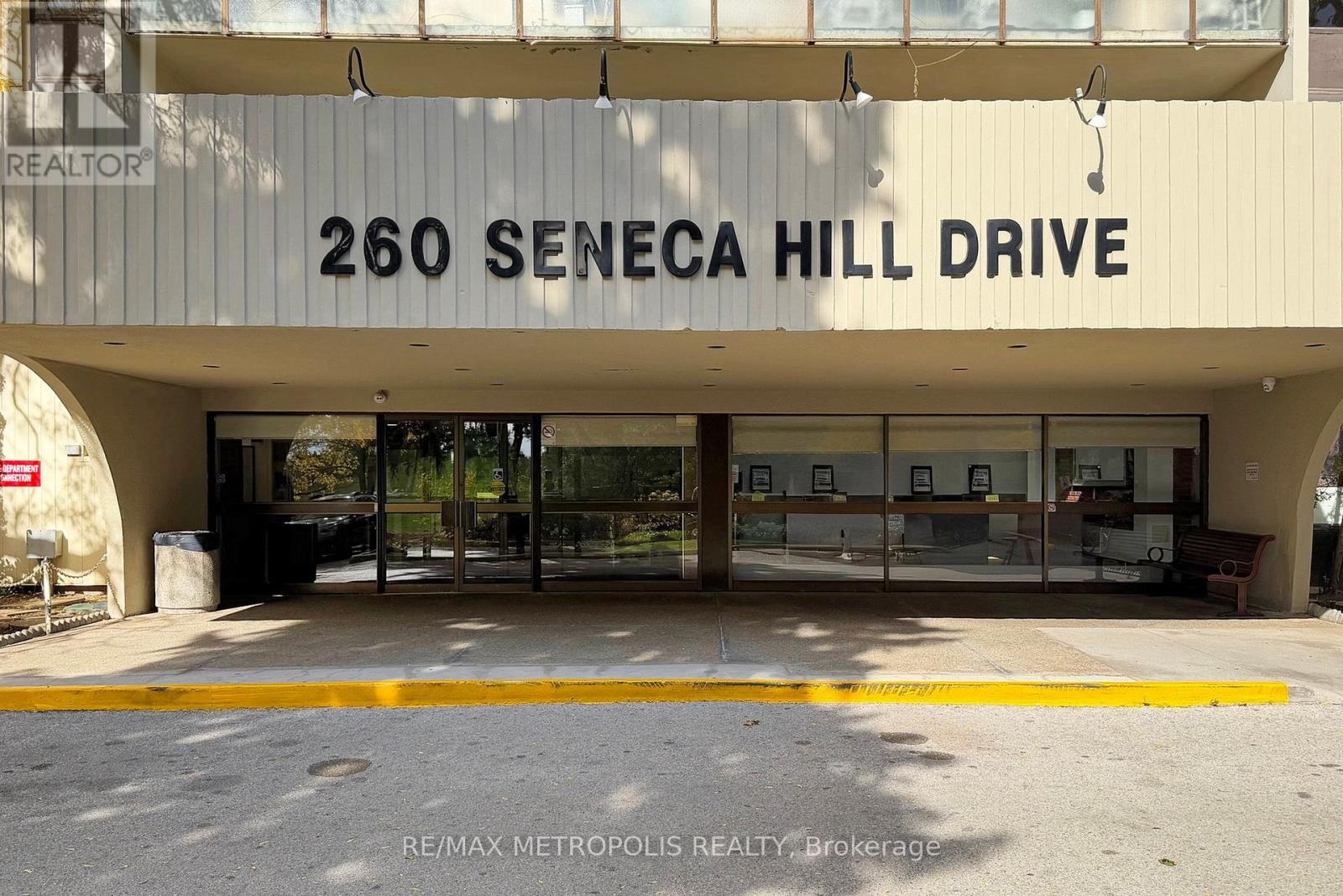 206 - 260 Seneca Hill Drive, Toronto, Ontario  M2J 4S6 - Photo 5 - C12478893