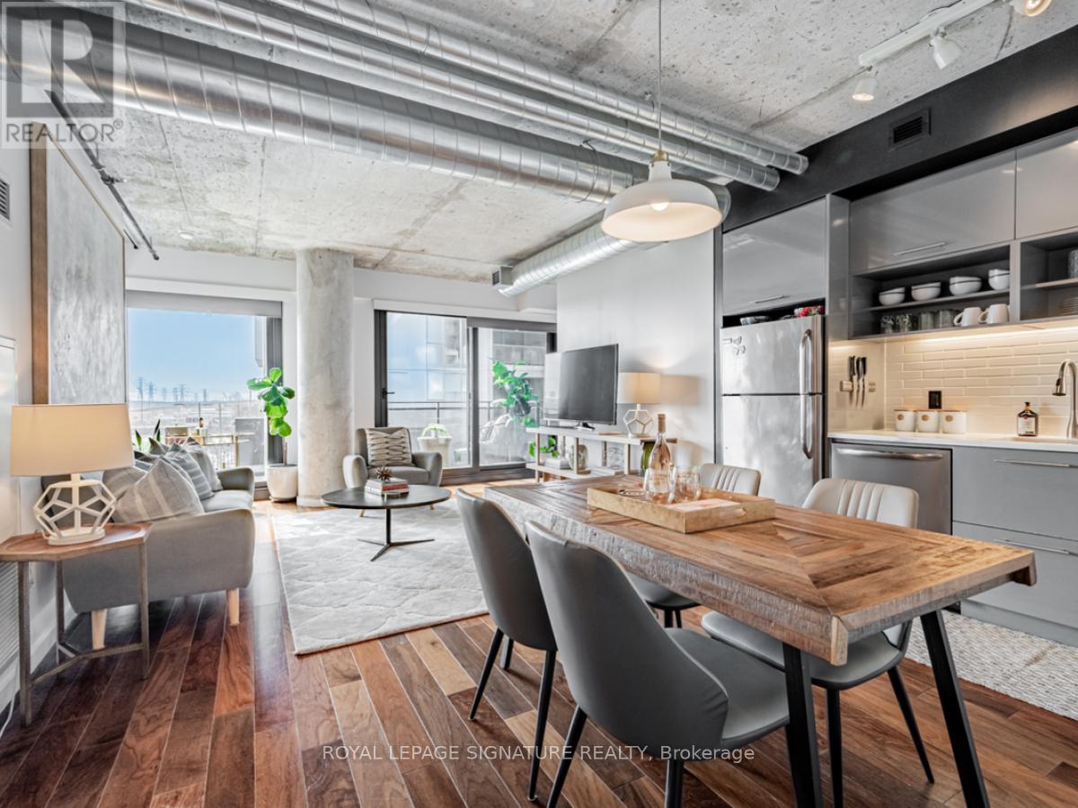 405 - 51 TROLLEY CRESCENT, Toronto, Ontario