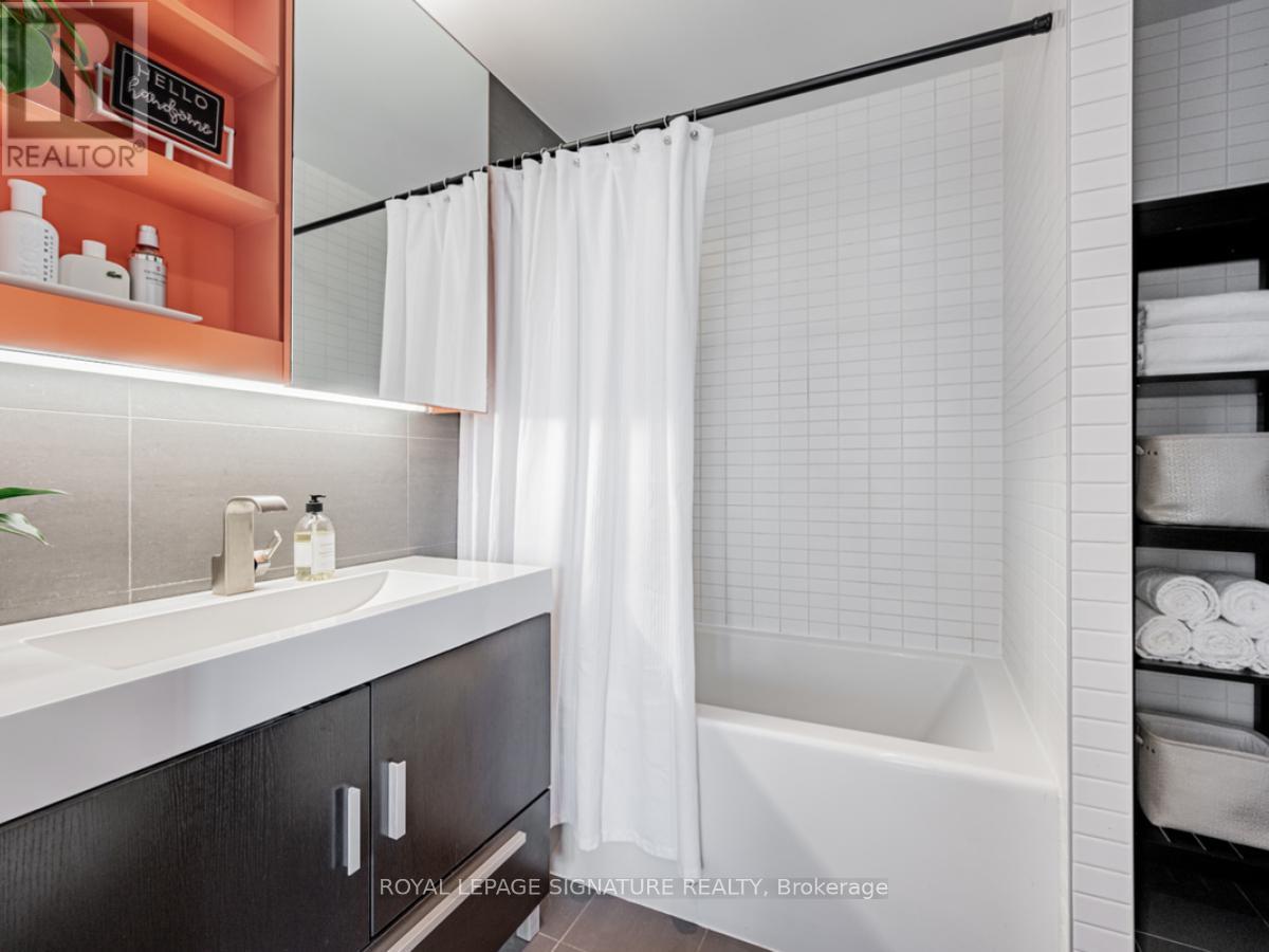 405 - 51 Trolley Crescent, Toronto, Ontario  M5A 0E9 - Photo 19 - C12478894