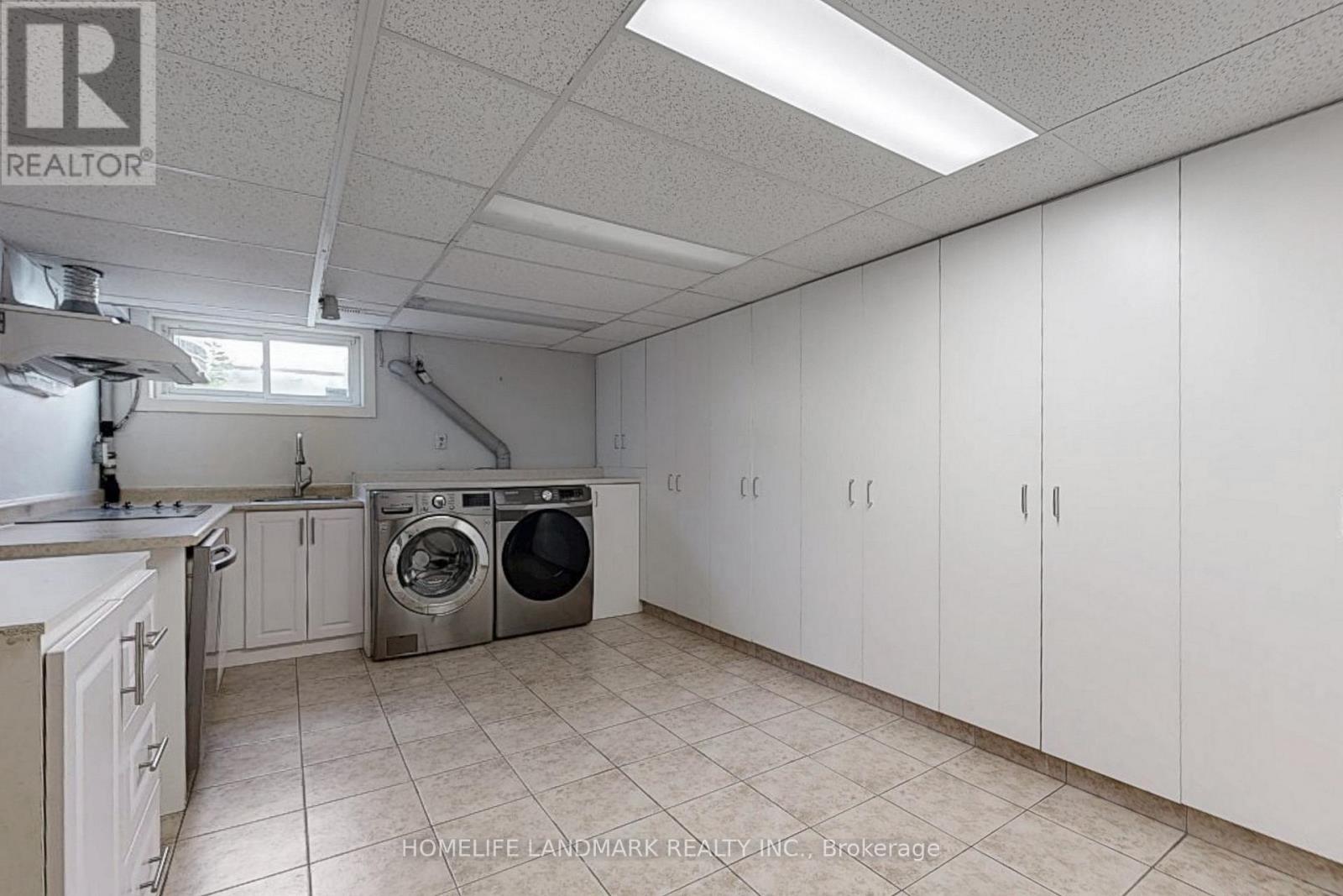 61 Whittaker Crescent, Toronto, Ontario  M2K 1K9 - Photo 38 - C12478896