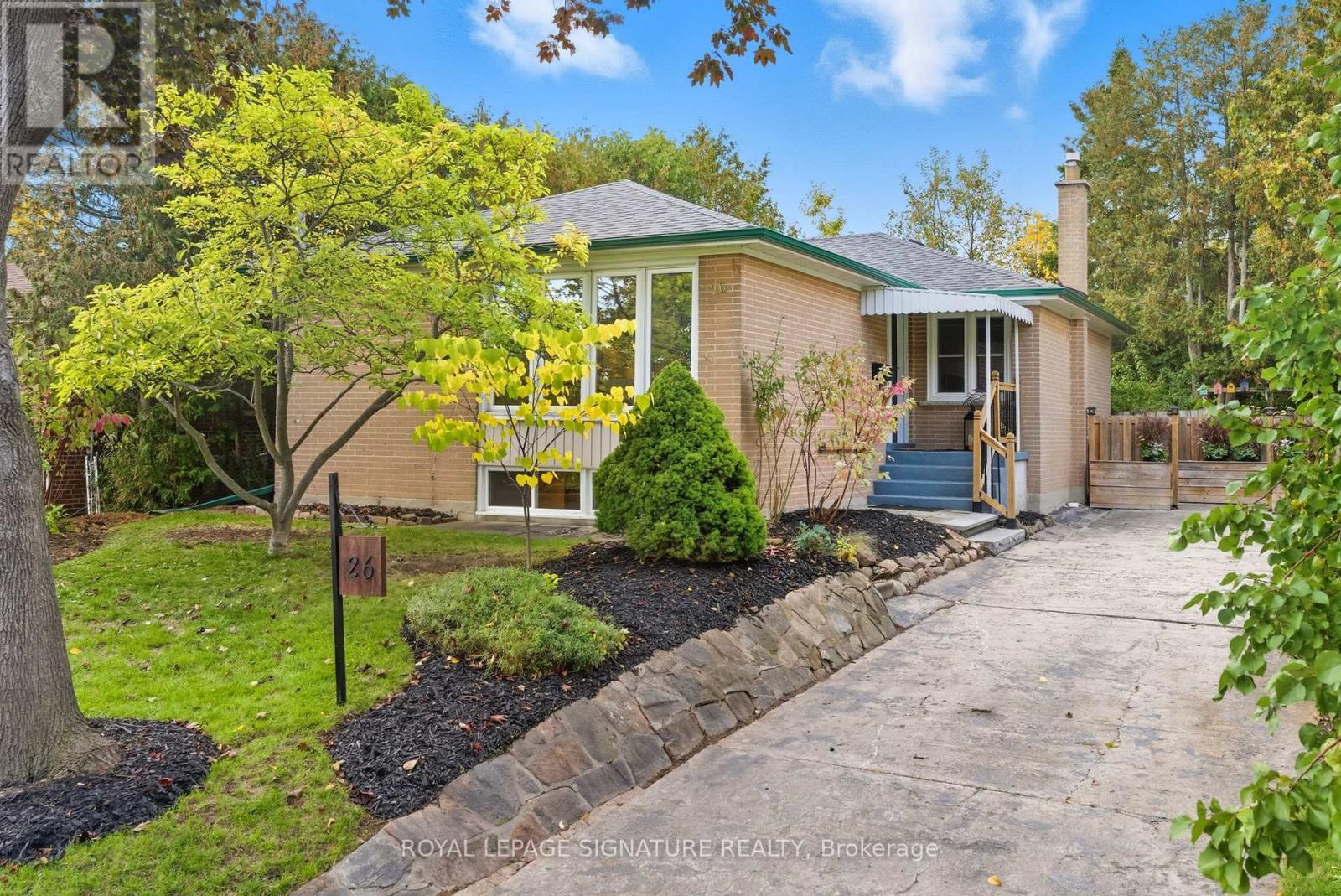 26 ROYAL DOULTON DRIVE, Toronto, Ontario