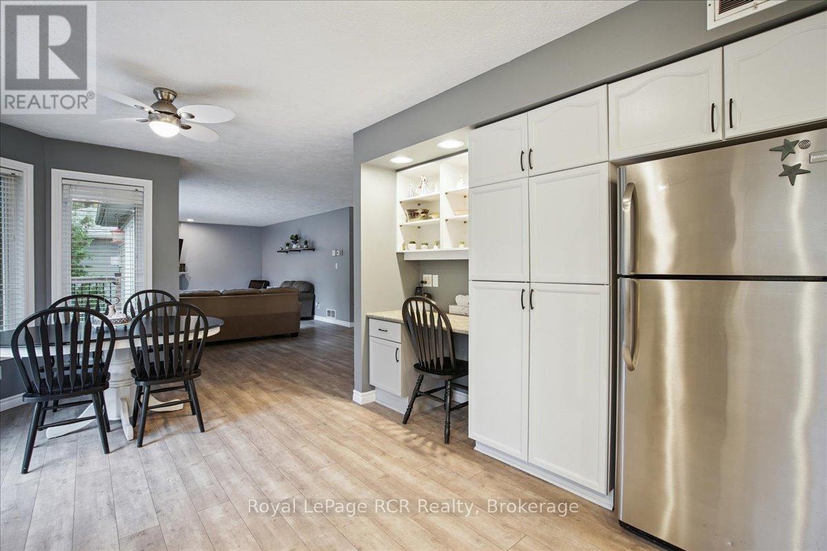 741 25th A Street E, Owen Sound, Ontario  N4K 6V1 - Photo 18 - X12478977