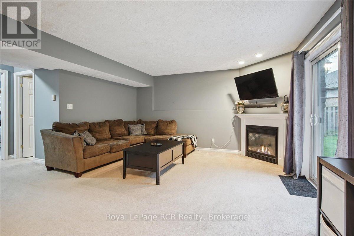 741 25th A Street E, Owen Sound, Ontario  N4K 6V1 - Photo 30 - X12478977