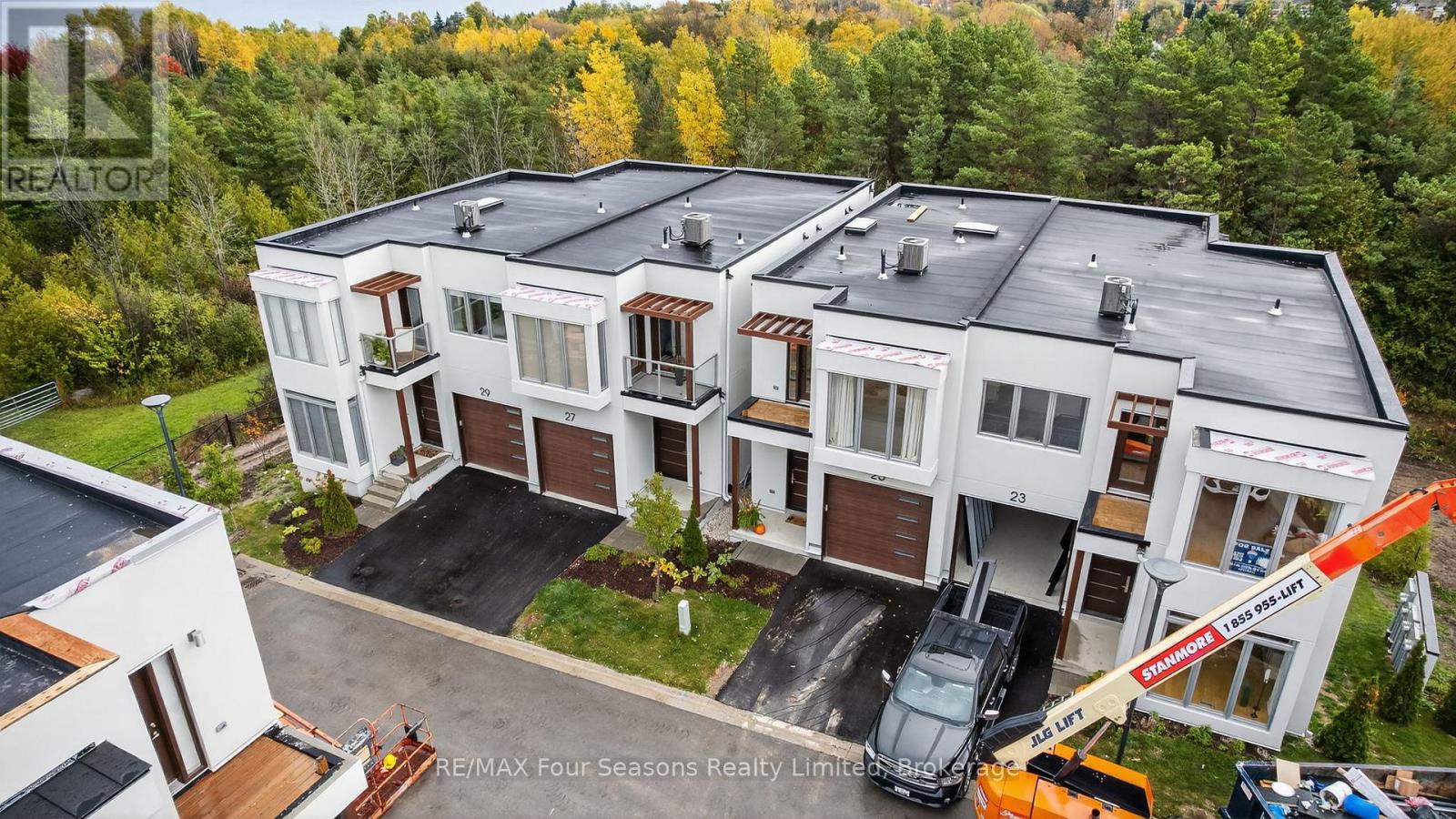 25 Waterview Lane, Blue Mountains, Ontario  N0H 2P0 - Photo 25 - X12479008