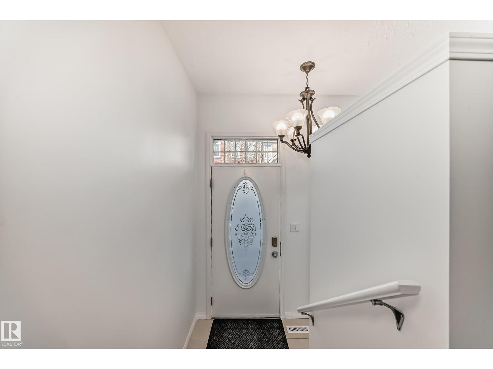 #54 1623 Towne Centre Bv Nw, Edmonton, Alberta  T6R 0S3 - Photo 4 - E4463232