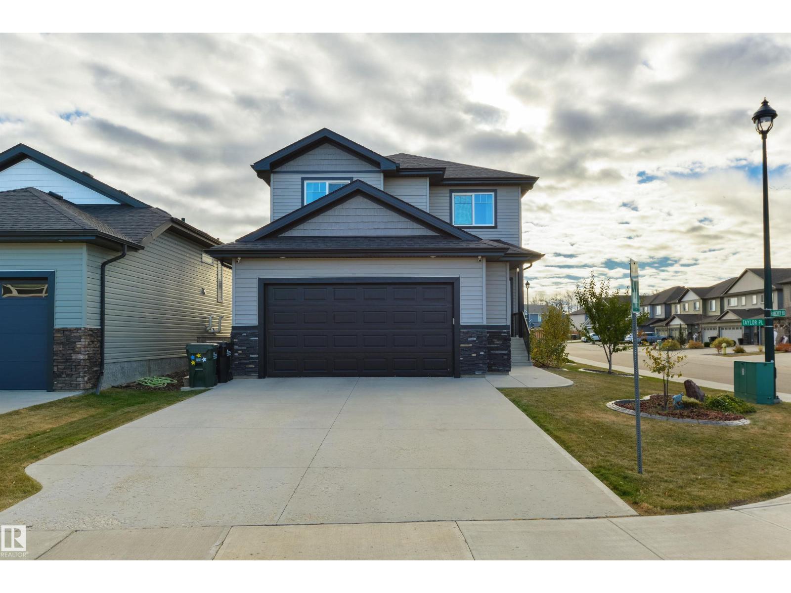 1 TAYLOR PL, Ardrossan, Alberta