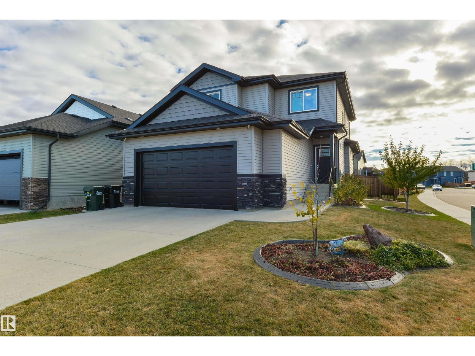 1 Taylor Pl, Ardrossan, Alberta  T8E 0A6 - Photo 2 - E4463234