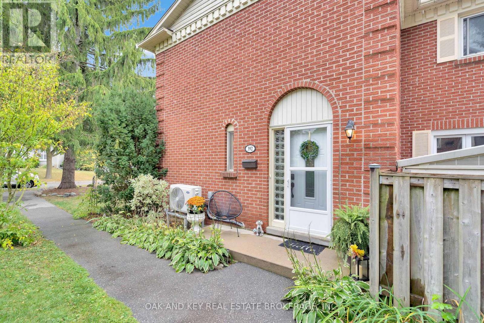 32 - 392 Homestead Court, London North, Ontario  N6G 2E9 - Photo 3 - X12479029