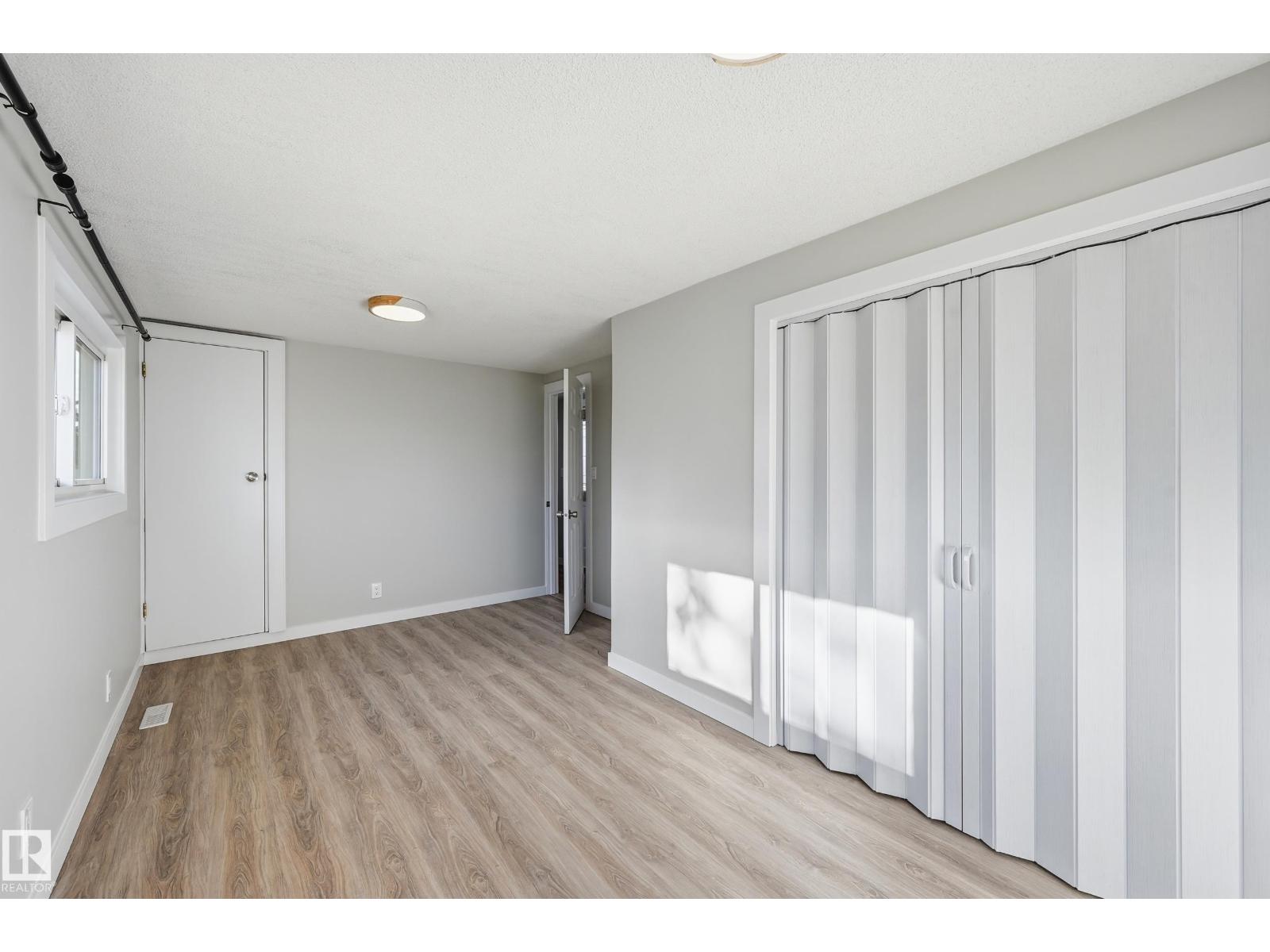 2 Cliff Cr Nw, Edmonton, Alberta  T6P 1B6 - Photo 15 - E4463233